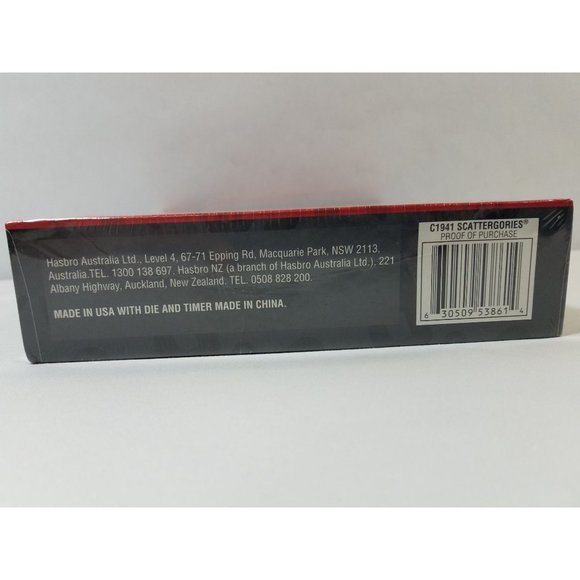 Scattergories Fast Paced Thinking Game with Dice Hasbro 2016 Family Game - Picture 3 of 3